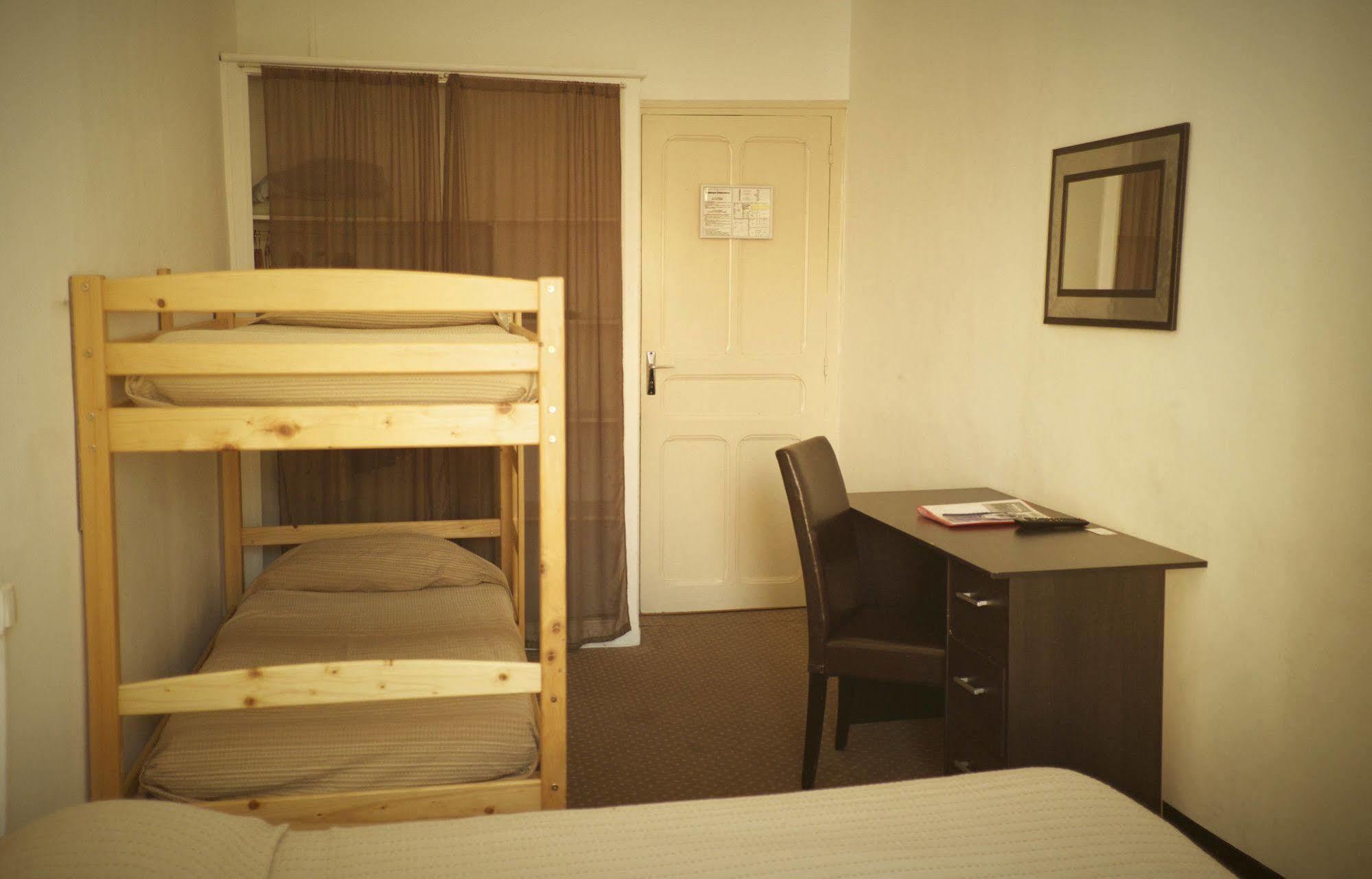 Hotel Le Centre Le Boulou Eksteriør bilde